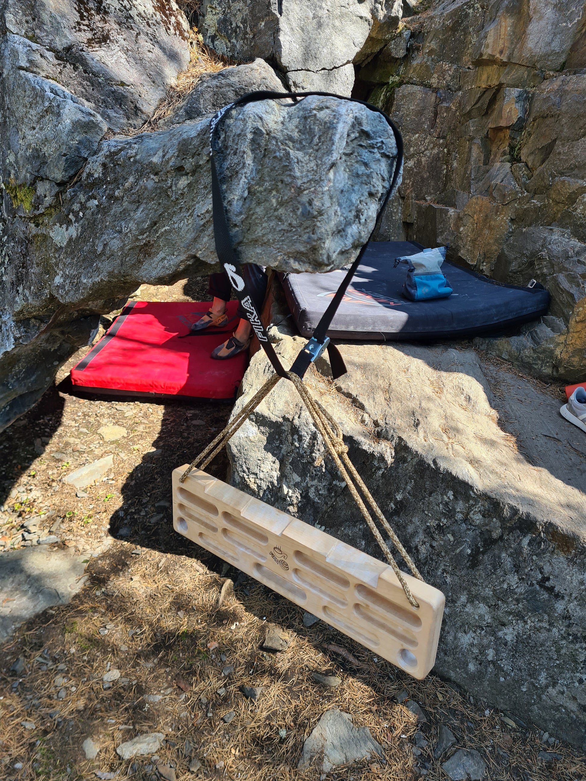 portable hangboard outdoors crag